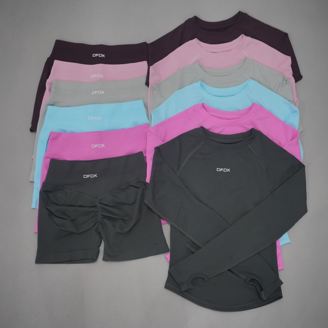 Conjunto Deportivo de 2 Piezas - Crop Top Crochet reseña y precio
